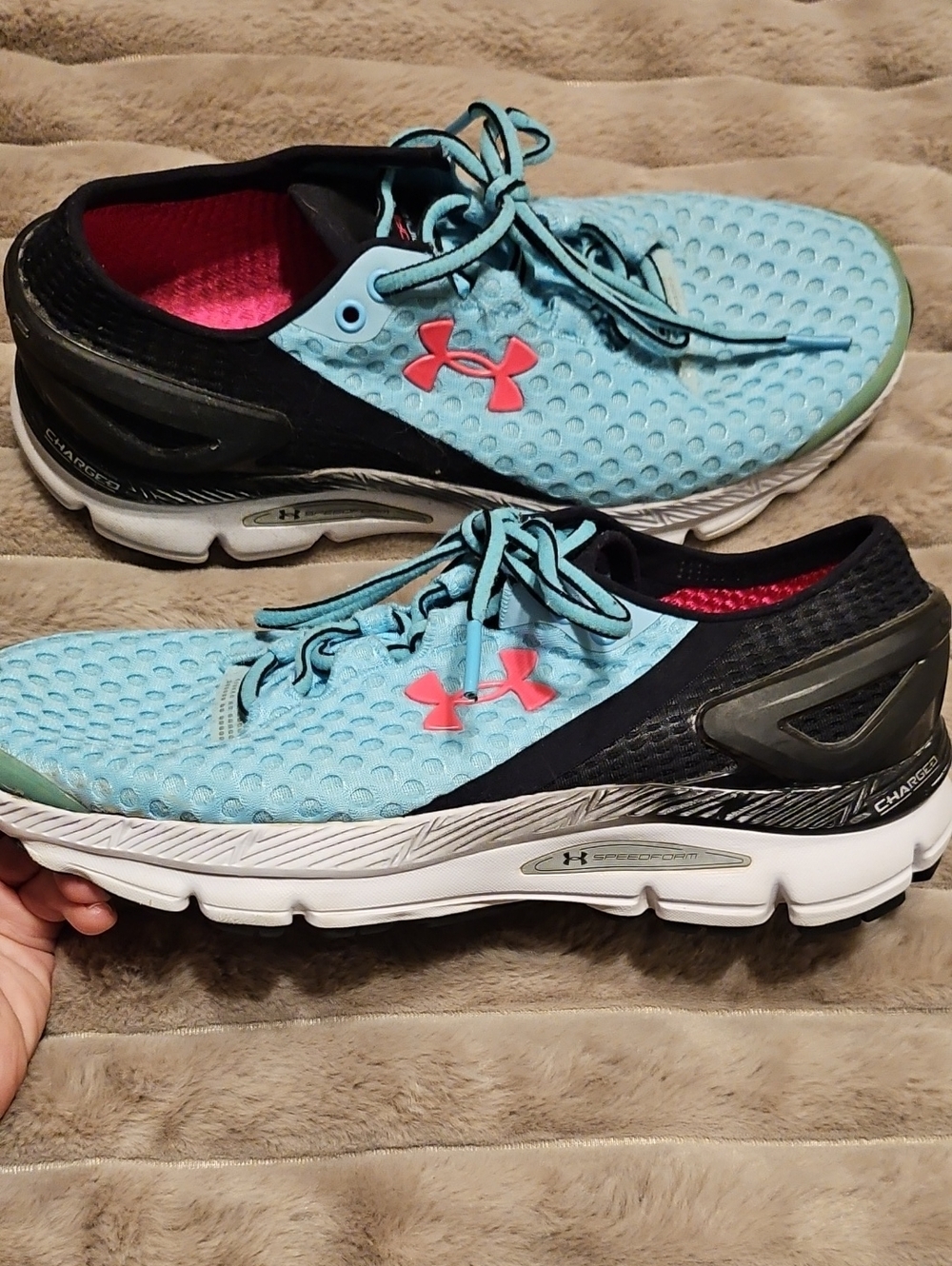 Under Armour Speedform Women's Aqua Running Shoes with Coral Logo